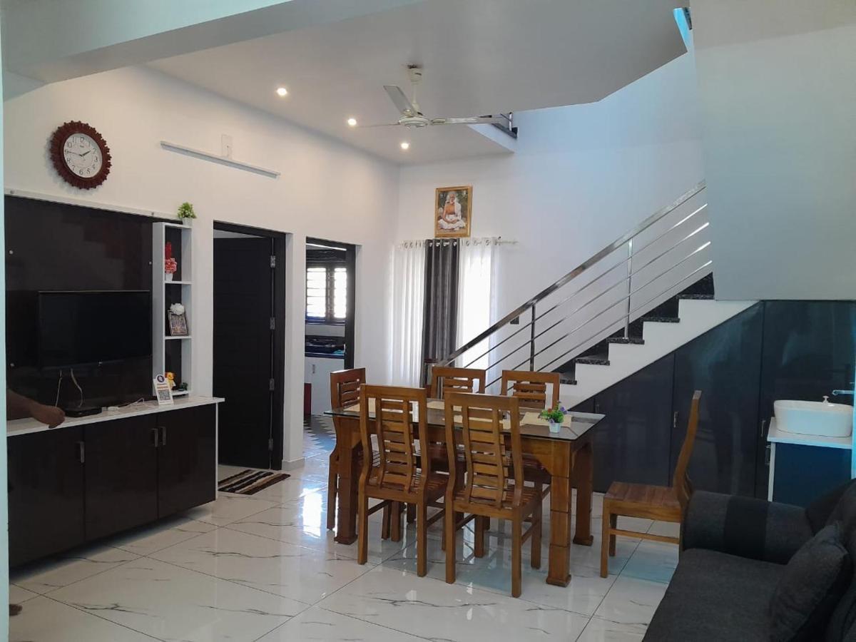 Enocean Homestay شاطئ شيراي المظهر الخارجي الصورة