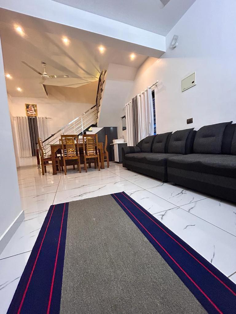 Enocean Homestay شاطئ شيراي المظهر الخارجي الصورة